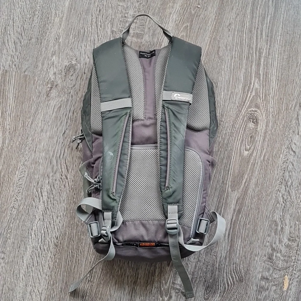 Lowepro Photo Hatchback 16L AW Backpack (Slate Gray)